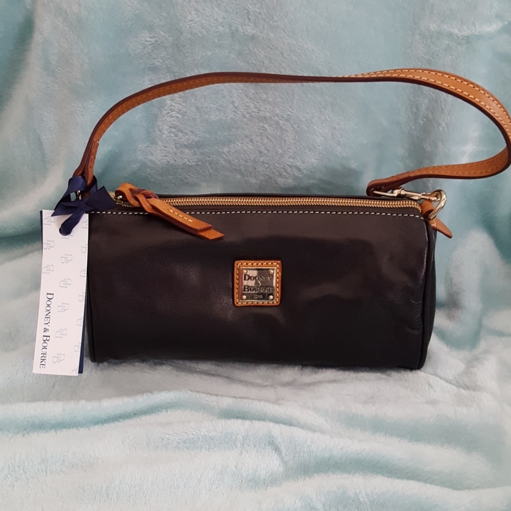 NWT Dooney & Bourke purse